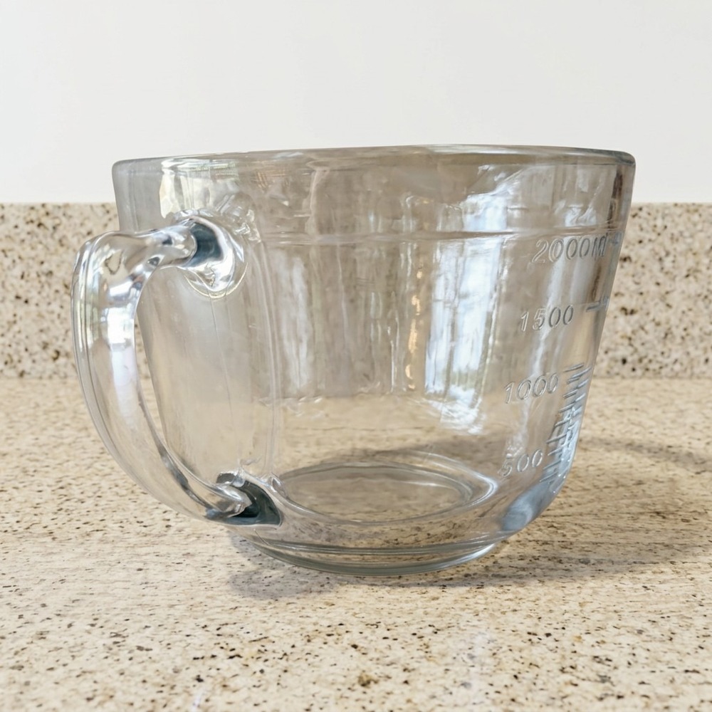 Vintage Anchor Hocking Fire King 8 Cup 2 Qt Batter Bowl Measuring Pour Spout - Picture 6 of 10